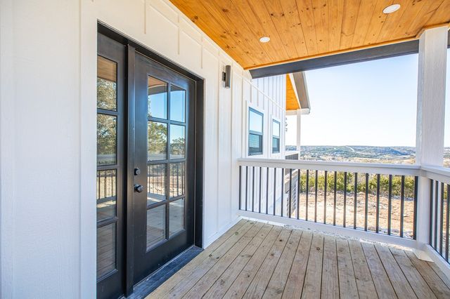 183 Wood Trail, Kerrville, TX 78028