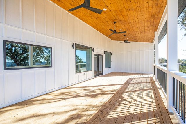 183 Wood Trail, Kerrville, TX 78028