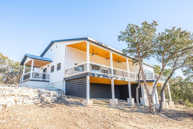 183 Wood Trail, Kerrville, TX 78028