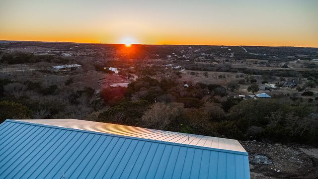 183 Wood Trail, Kerrville, TX 78028