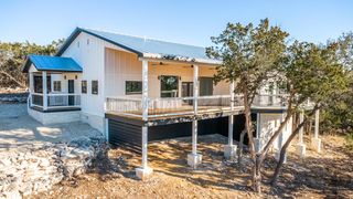 183 Wood Trail, Kerrville, TX 78028