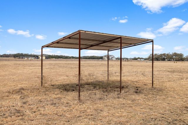 710 County Road 226, Florence, TX 76527