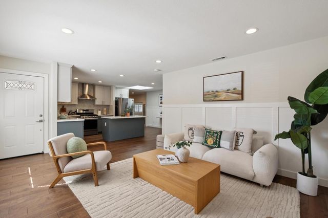 2527 Malone Place, Santa Clara, CA 95050