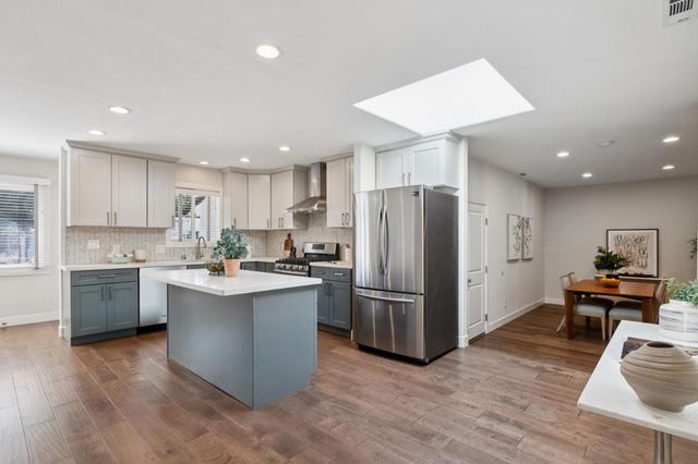 2527 Malone Place, Santa Clara, CA 95050