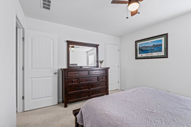 1872 Stonewater Dr, Hermitage, TN 37076