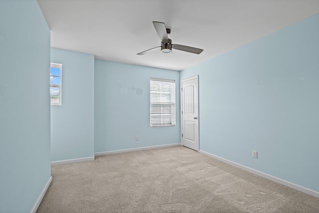 1872 Stonewater Dr, Hermitage, TN 37076