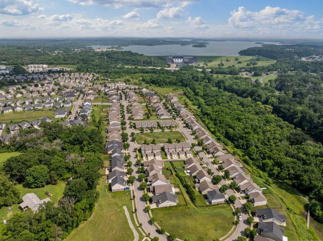 1872 Stonewater Dr, Hermitage, TN 37076