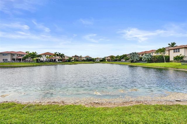 10340 Lake Vista Court, Parkland, FL 33076