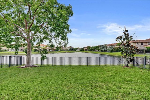 10340 Lake Vista Court, Parkland, FL 33076