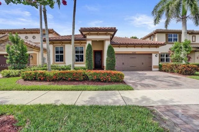 10340 Lake Vista Court, Parkland, FL 33076