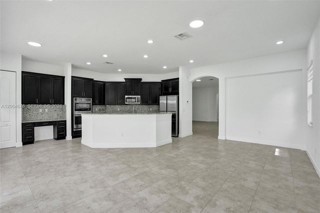 10340 Lake Vista Court, Parkland, FL 33076