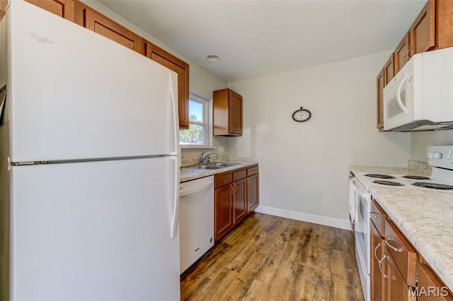 1308 Glendale Gardens Drive A, Kirkwood, MO 63122