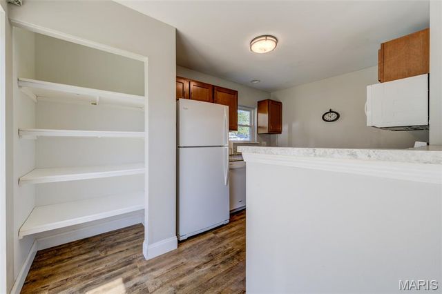 1308 Glendale Gardens Drive A, Kirkwood, MO 63122