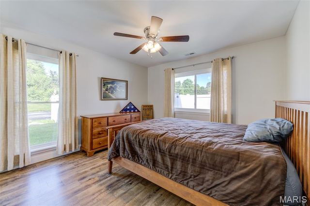 1308 Glendale Gardens Drive A, Kirkwood, MO 63122