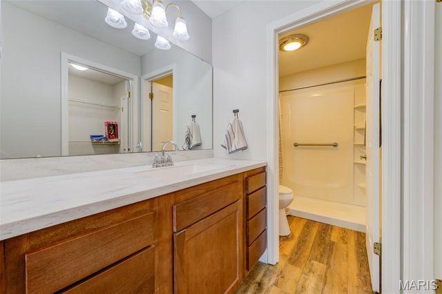 1308 Glendale Gardens Drive A, Kirkwood, MO 63122