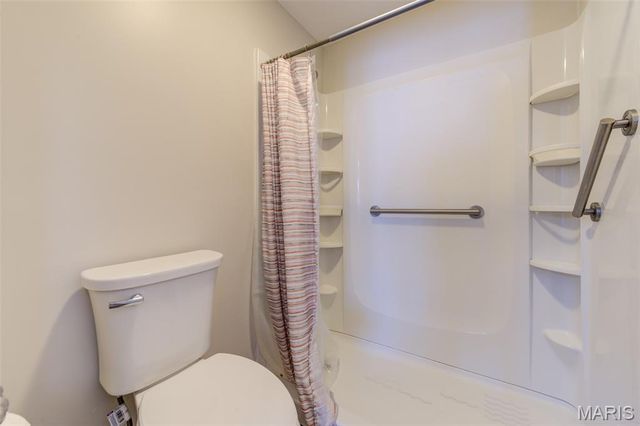 1308 Glendale Gardens Drive A, Kirkwood, MO 63122