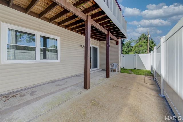 1308 Glendale Gardens Drive A, Kirkwood, MO 63122