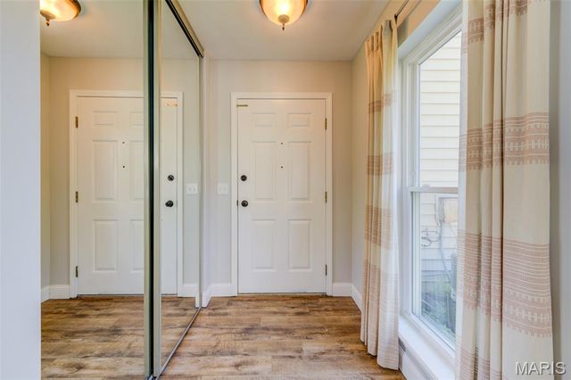 1308 Glendale Gardens Drive A, Kirkwood, MO 63122