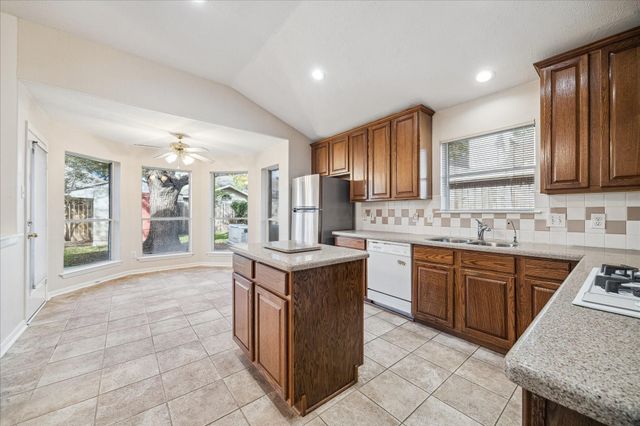 9126 Bearcove Circle, Houston, TX 77064