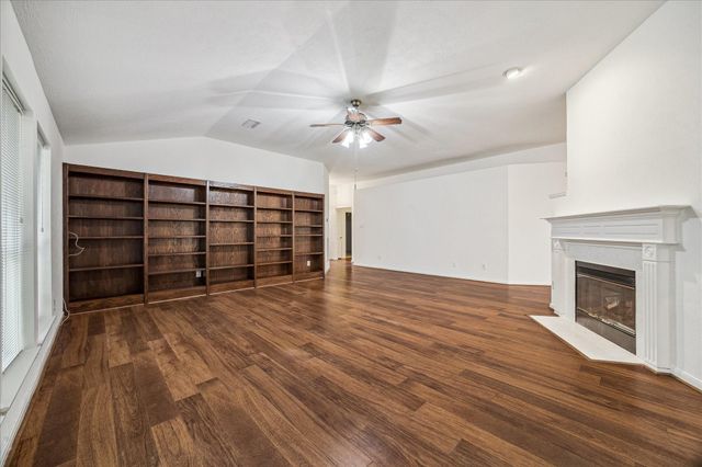 9126 Bearcove Circle, Houston, TX 77064