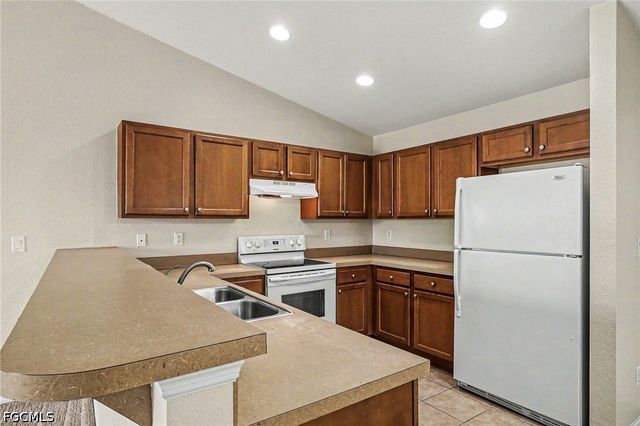 2616 14th ST SW, Lehigh Acres, FL 33976