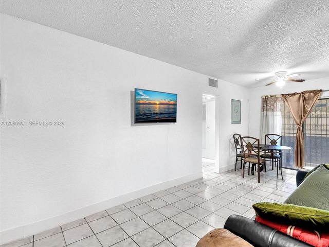 13500 NE 3rd Ct 121, North Miami, FL 33161