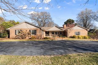 3101 Buena Vista Road, Winston-salem, NC 27106