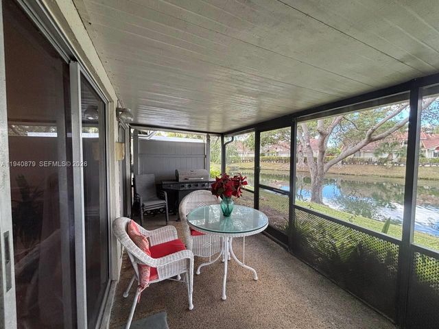7390 S Pinewalk Drive S, Margate, FL 33063