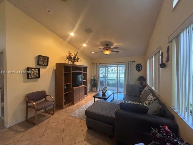 7390 S Pinewalk Drive S, Margate, FL 33063
