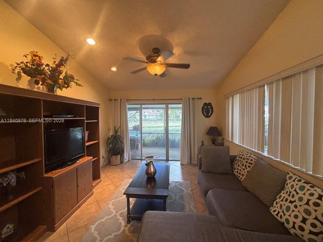 7390 S Pinewalk Drive S, Margate, FL 33063