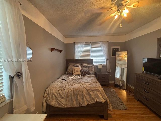 7390 S Pinewalk Drive S, Margate, FL 33063