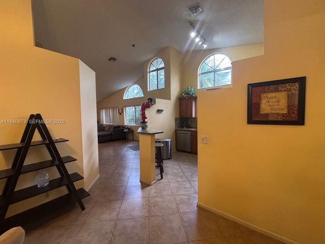7390 S Pinewalk Drive S, Margate, FL 33063