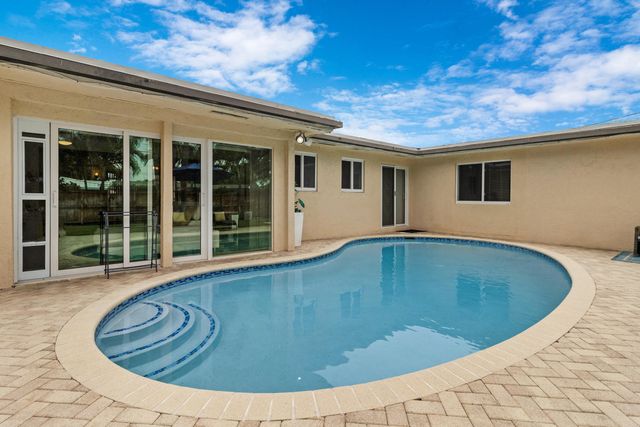2070 NE 63rd Street, Fort Lauderdale, FL 33308