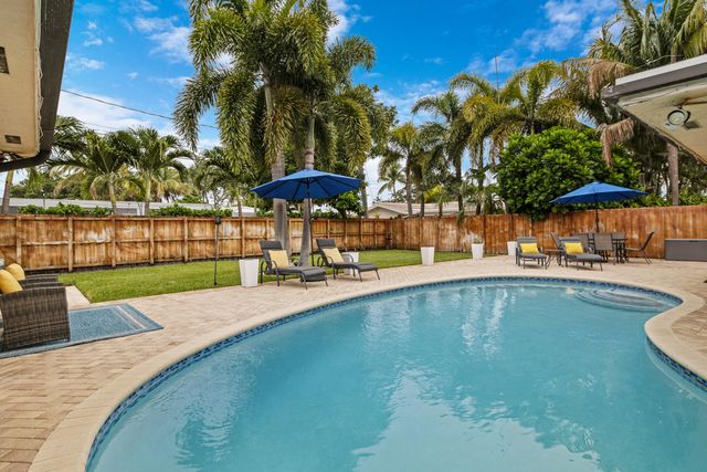 2070 NE 63rd Street, Fort Lauderdale, FL 33308