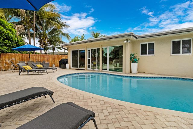 2070 NE 63rd Street, Fort Lauderdale, FL 33308