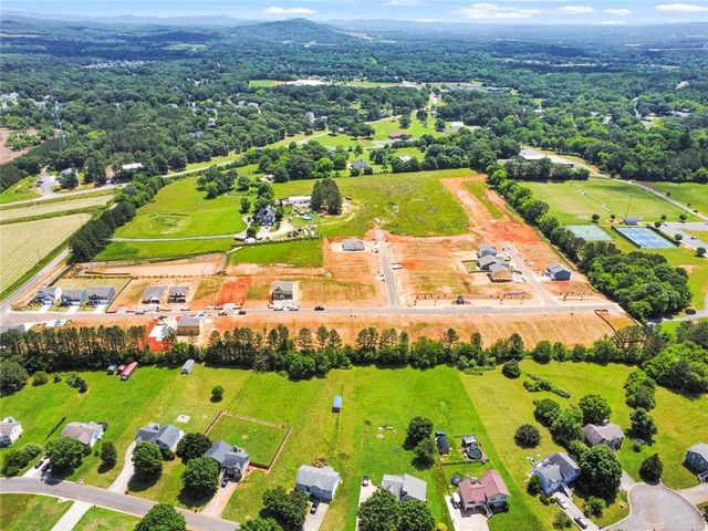 1017 Blossom Lane, Euharlee, GA 30145