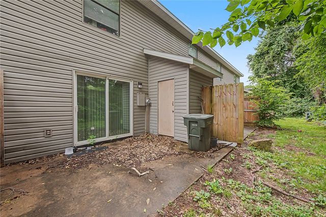 2731, 2733, 2735, & 2737 N Valencia Avenue, Fayetteville, AR 72703