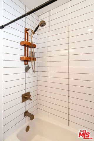 7854 Agnes Avenue, North Hollywood (los Angeles), CA 91605