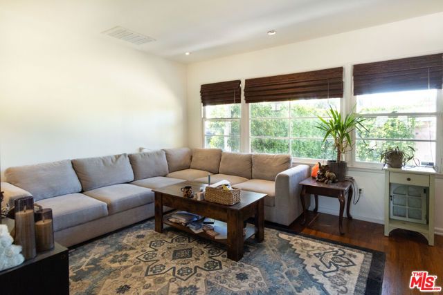 7854 Agnes Avenue, North Hollywood (los Angeles), CA 91605