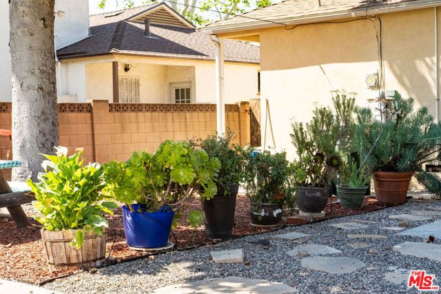 7854 Agnes Avenue, North Hollywood (los Angeles), CA 91605