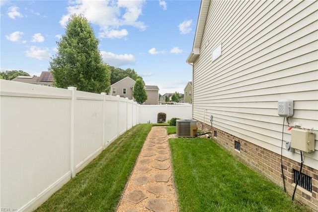 1212 Madeline Ryan WAY, Chesapeake, VA 23322