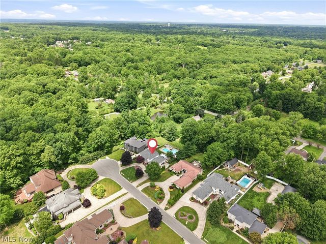 3782 Sperone Drive, Canfield, OH 44406