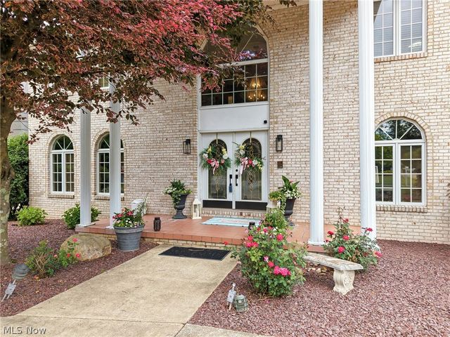 3782 Sperone Drive, Canfield, OH 44406