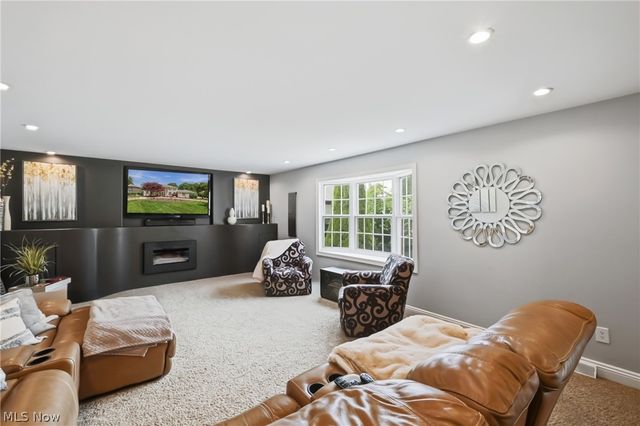3782 Sperone Drive, Canfield, OH 44406