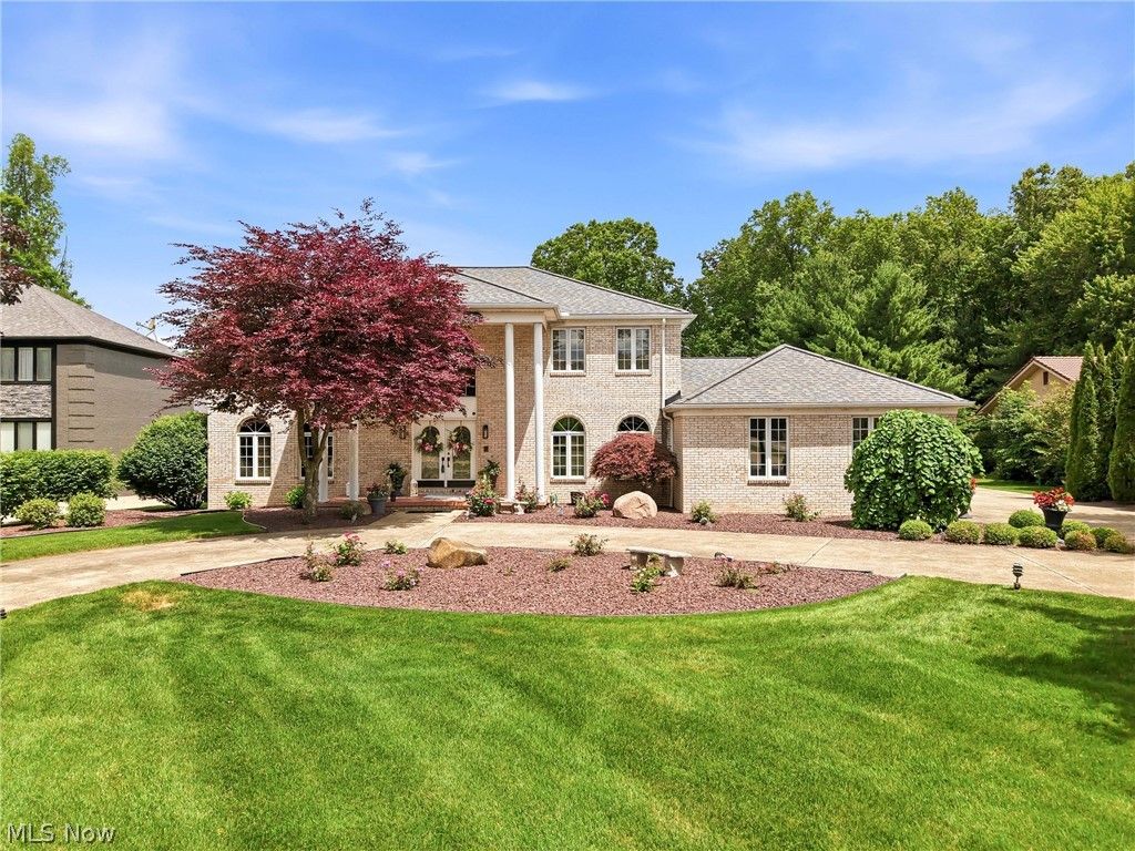 3782 Sperone Drive, Canfield, OH 44406