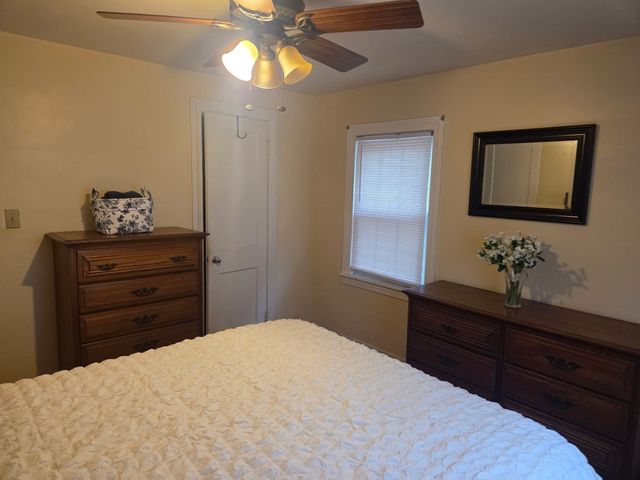 20 Ridgewood Rd, Worcester, MA 01606
