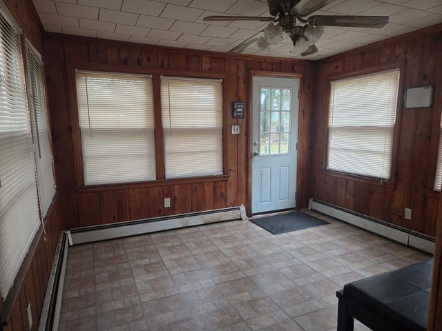 20 Ridgewood Rd, Worcester, MA 01606