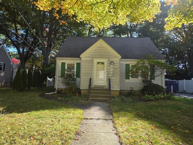 20 Ridgewood Rd, Worcester, MA 01606