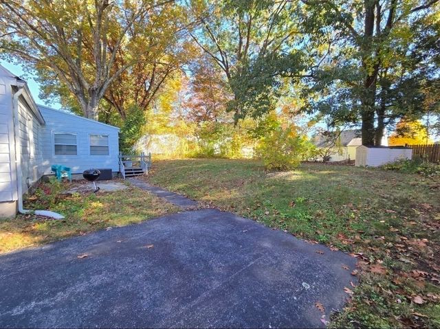 20 Ridgewood Rd, Worcester, MA 01606