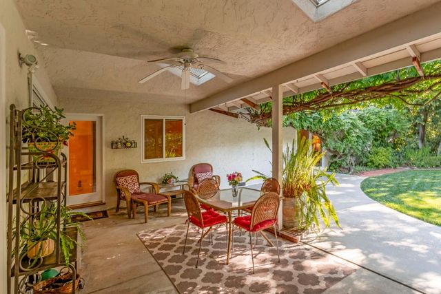 125 Via Santa Maria, Los Gatos, CA 95030